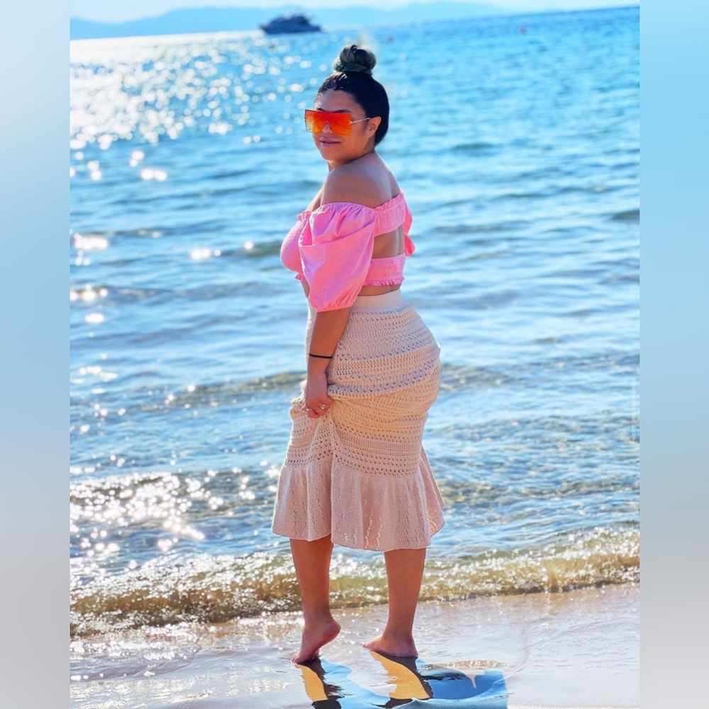 📢UPDATE POST📢 Items will be added soon :)